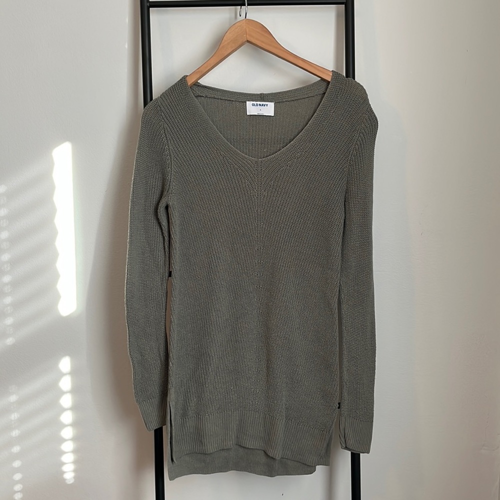 Old Navy Green Knit V Neck Long Sleeve Sweater